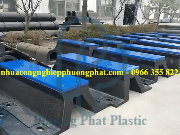 TẤM FENDER HDPE 30MM GIA CÔNG HOÀN THIỆN